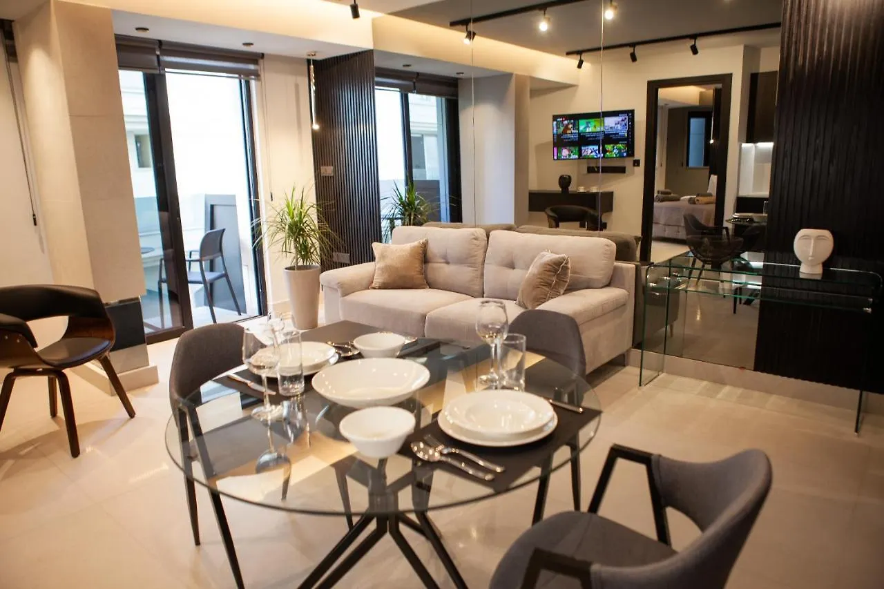 Raam Luxury Suites Larnaca