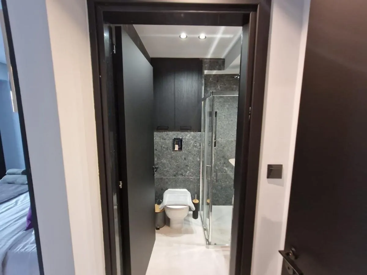 Raam Luxury Suites Larnaca Apartment